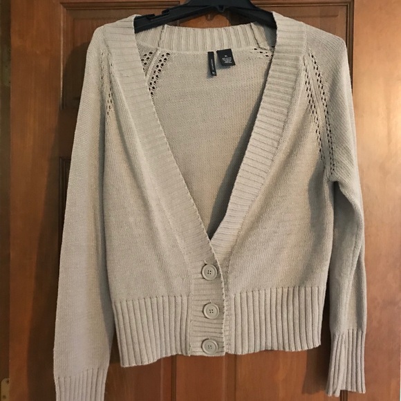 Sweater - Picture 1 of 3